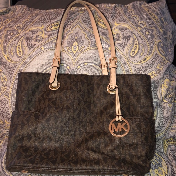 Michael Kors Purse - Picture 3 of 7